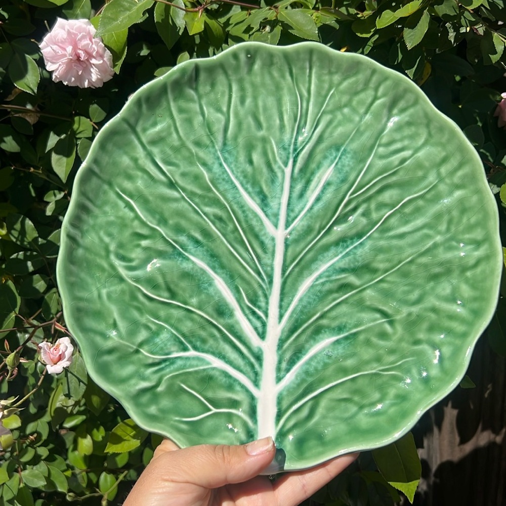 OLFAIRE OF PORTUGAL CABBAGEWARE PLATTER. #2623